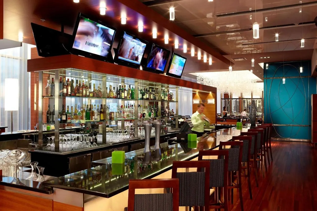Marriott Montreal Airport In-Terminal Hotel Dorval
