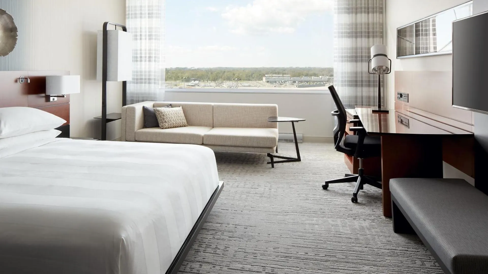 Marriott Montreal Airport In-Terminal Hotel Dorval Canada