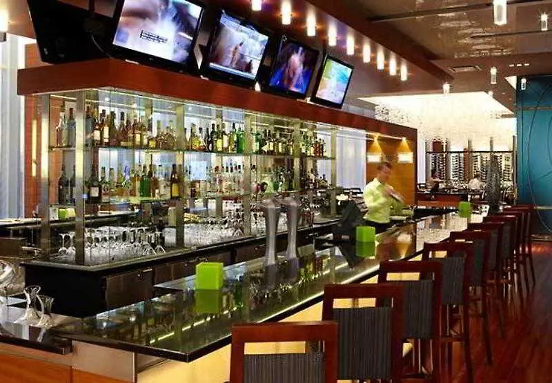 Marriott Montreal Airport In-Terminal Hotel Dorval