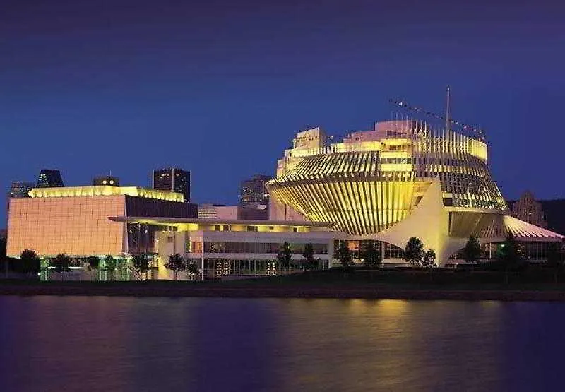 Marriott Montreal Airport In-Terminal Hotel Dorval Canada