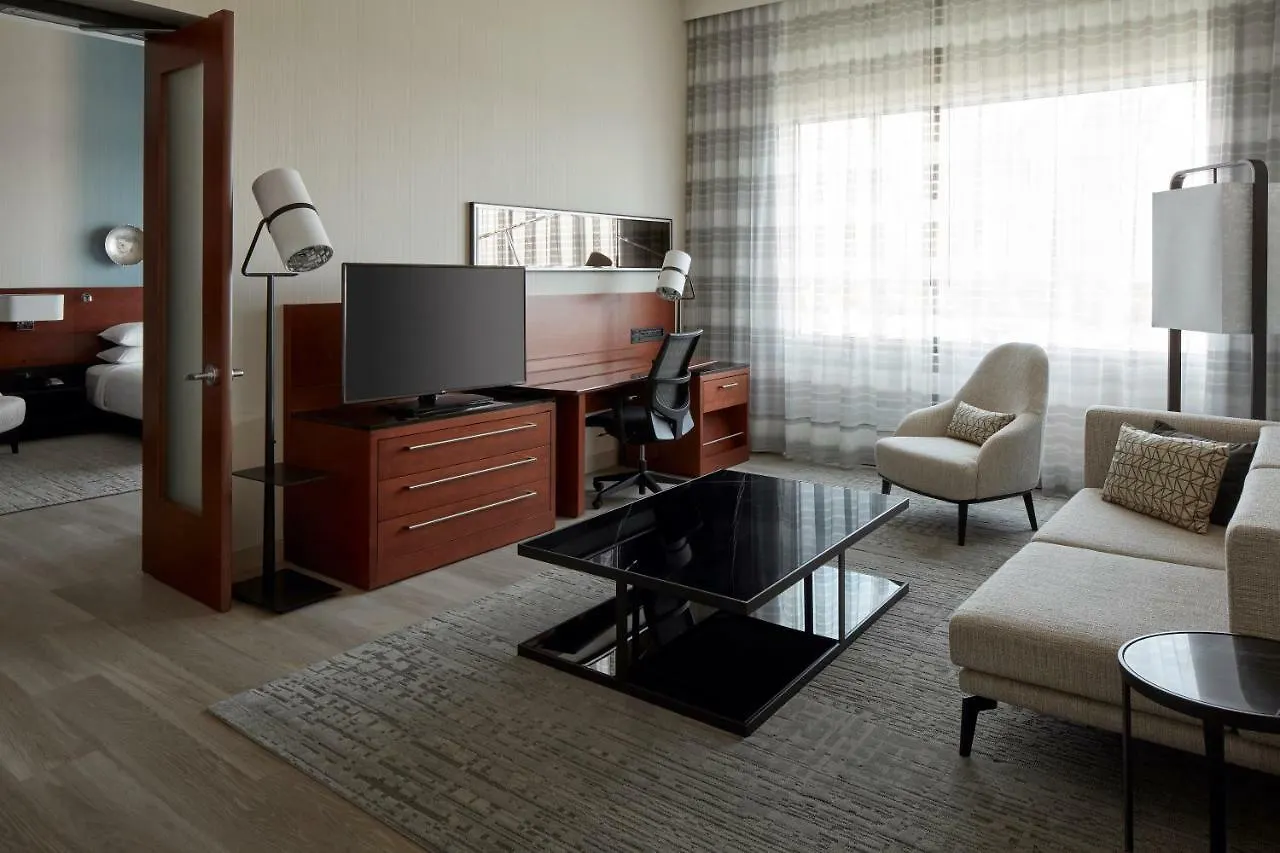 Marriott Montreal Airport In-Terminal Hotel Dorval